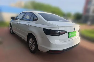 Volkswagen Lavida 2025, 4200 км, за 11531 USD