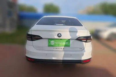 Volkswagen Lavida 2025, 4200 км, за 11531 USD