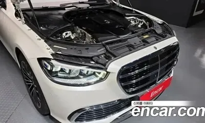 Mercedes-Benz S-Class 2021, 65484 км, за 50662.21 USD - фото 6