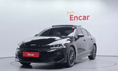 Kia K5 · 2023 год