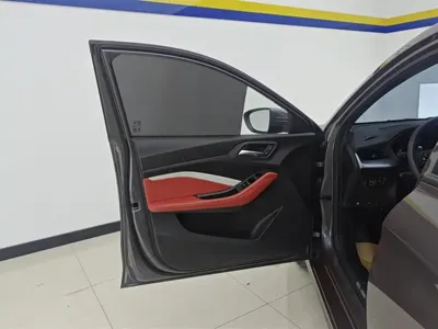 MG MG5 2024, 9600 км, за 8219.04 USD - фото 7