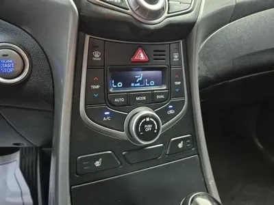 Hyundai Avante 2015, 76867 км, за 3648.21 USD - фото 16