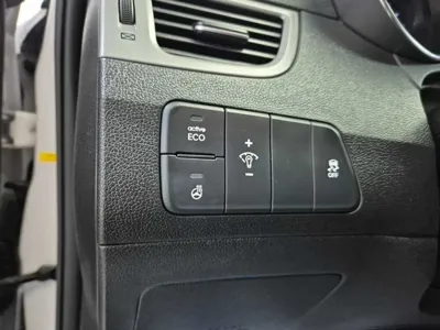 Hyundai Avante 2015, 76867 км, за 3648.21 USD - фото 18