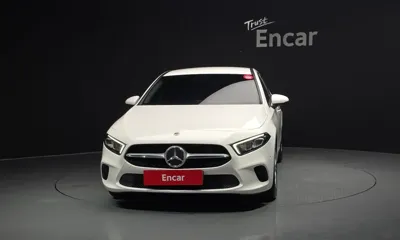 Mercedes-Benz A-Class 2020, 61260 км, за 13128.53 USD