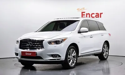 Infiniti JX · 2013 год