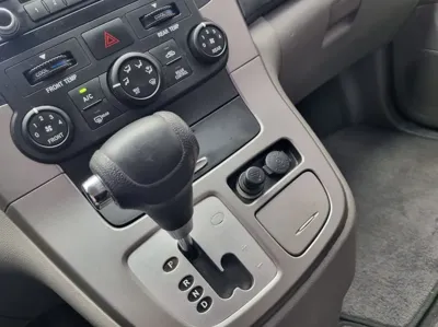 Kia Canival 2010, 156100 км, за 1811.95 USD - фото 9