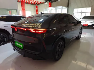 Volkswagen ID.Unyx 2024, 8100 км, за 19269 USD - фото 6
