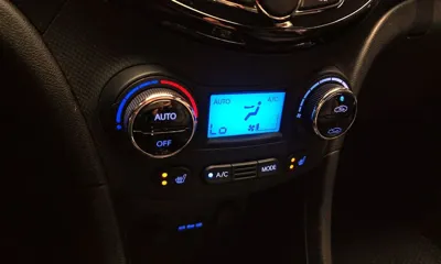 Hyundai Accent 2011, 121301 км, за 3022.82 USD - фото 17
