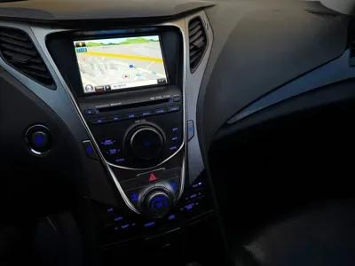 Hyundai Grandeur 2011, 178255 км, за 3298.52 USD