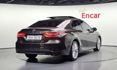 Toyota Camry 2019, 112706 км, за 13326.39 USD - фото 2