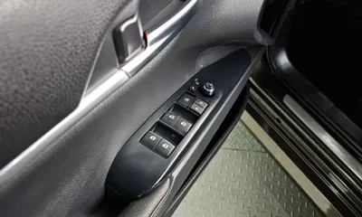 Toyota Camry 2019, 112706 км, за 13326.39 USD - фото 18