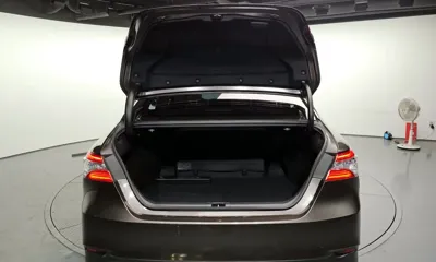Toyota Camry 2019, 112706 км, за 13326.39 USD - фото 20