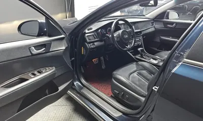 Kia K5 2016, 123642 км, за 5579.62 USD - фото 10