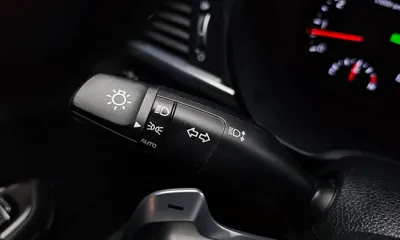 Kia K5 2016, 123642 км, за 5579.62 USD - фото 33