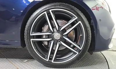 Mercedes-Benz E-Class 2018, 105943 км, за 34307.27 USD