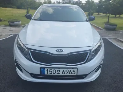 Kia K5 · 2014 год
