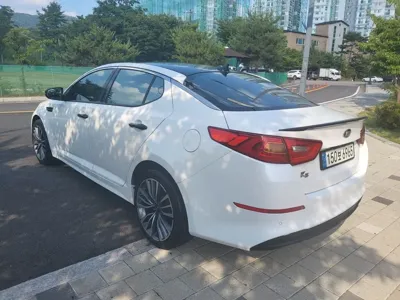 Kia K5 2014, 122589 км, за 2974.62 USD
