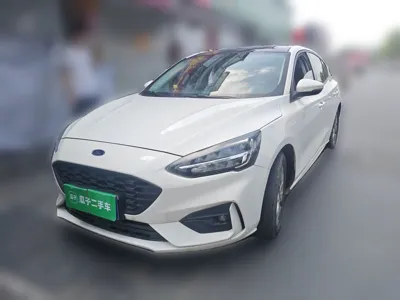 Ford Focus · 2021 год