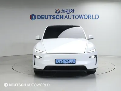 Tesla Model Y 2025, 19804 км, за 39057.37 USD