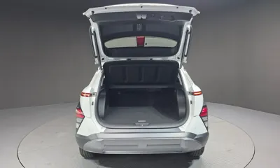 Hyundai Kona 2023, 10517 км, за 25600.63 USD - фото 20