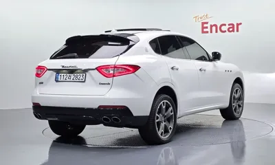 Maserati Levante 2017, 133001 км, за 17395.3 USD