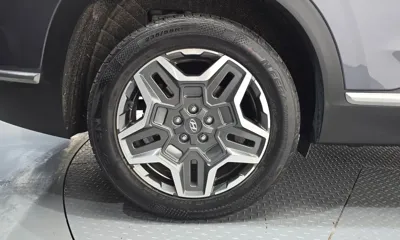Hyundai Santafe 2023, 50457 км, за 16901.77 USD