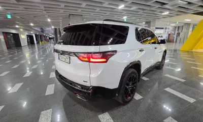 ChevroletGMDaewoo Traverse 2021, 60973 км, за 15482.71 USD