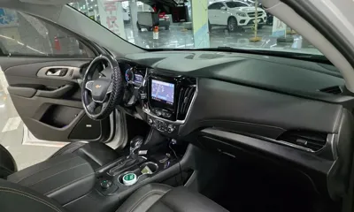 ChevroletGMDaewoo Traverse 2021, 60973 км, за 15471.62 USD - фото 12