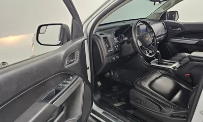 ChevroletGMDaewoo Colorado 2020, 43189 км, за 16027.32 USD - фото 11