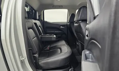 ChevroletGMDaewoo Colorado 2020, 43189 км, за 16027.32 USD - фото 12