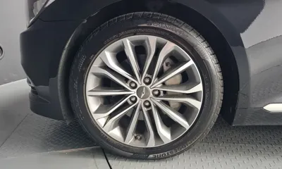 Hyundai Genesis 2015, 82175 км, за 8736.2 USD