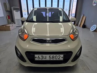 Kia Morning 2015, 128342 км, за 2494.42 USD