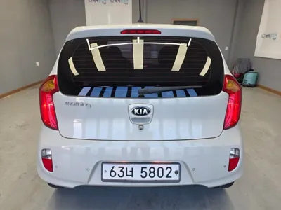 Kia Morning 2015, 128342 км, за 2494.42 USD