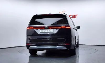 Kia Canival 2021, 166409 км, за 14122.43 USD
