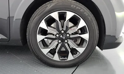 Kia Canival 2021, 166409 км, за 14122.43 USD