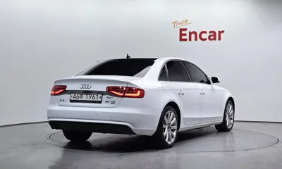 Audi A4 2015, 133808 км, за 4096.46 USD