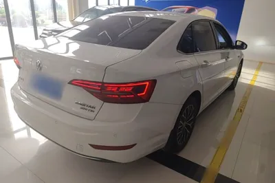 Volkswagen Sagitar 2020, 79100 км, за 9895 USD - фото 6
