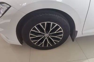 Volkswagen Sagitar 2020, 79100 км, за 9895 USD - фото 10
