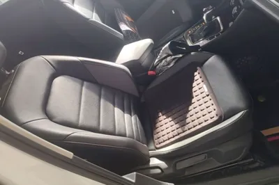 Volkswagen Sagitar 2020, 79100 км, за 9895 USD - фото 19