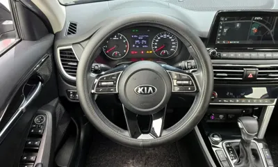 Kia Seltos 2020, 40730 км, за 11589.39 USD - фото 14