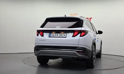 Hyundai Tucson 2025, 35583 км, за 17060.62 USD
