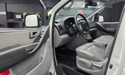 Hyundai Starex 2015, 84955 км, за 6940.78 USD - фото 10