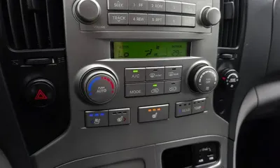 Hyundai Starex 2015, 84955 км, за 6940.78 USD - фото 17