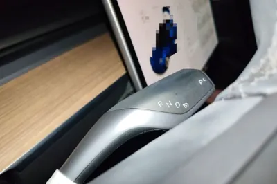 Tesla Model 3 2021, 97100 км, за 17437 USD - фото 14