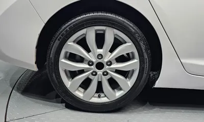 Hyundai Avante 2014, 114170 км, за 3127.04 USD