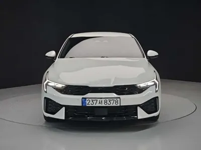 Kia K5 2025, 17771 км, за 20521.18 USD