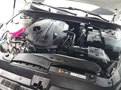 Kia K5 2025, 17771 км, за 20521.18 USD