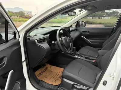 Toyota Corolla Cross 2024, 20000 км, за 11652.21 USD