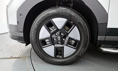 Hyundai Santafe 2024, 15981 км, за 26257.06 USD
