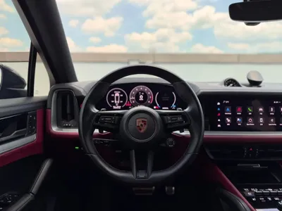 Porsche Cayenne 2024, 61216 км, за 82053.3 USD - фото 8